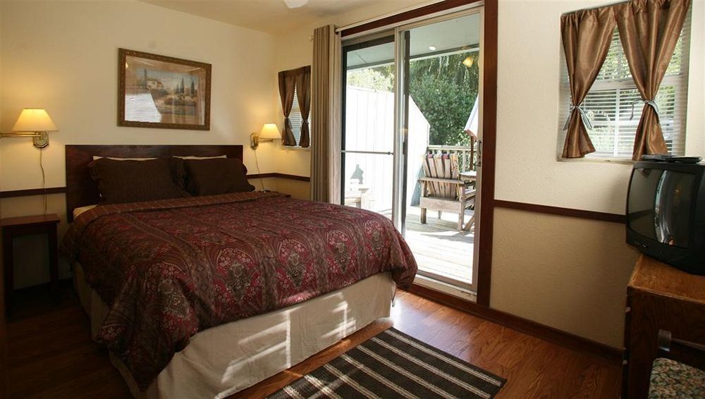On The Russian River Mini-hôtel 2*